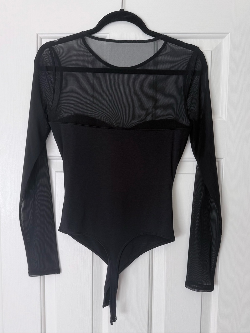 Abercrombie & Fitch Black Sheer Twist Long-Sleeve Bodysuit - Picture 3 of 3